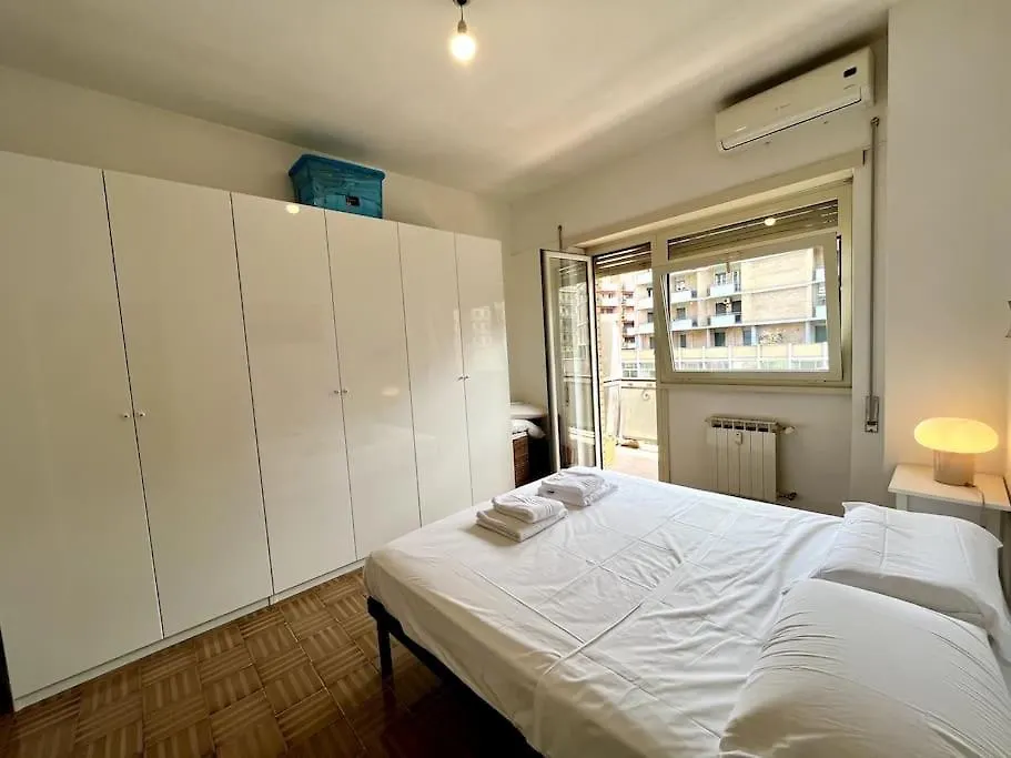 Elegante E Centrale Trilocale A Trastevere Apartment Rome 0*,